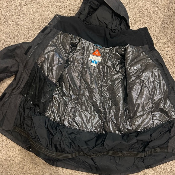 Columbia Winter Jacket - Picture 2 of 5